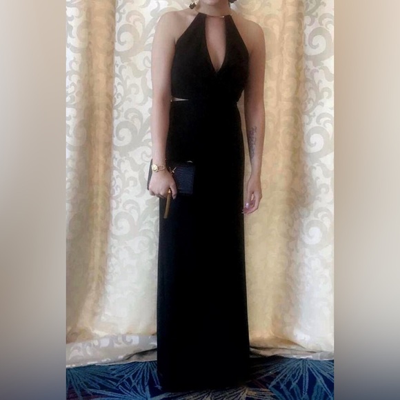 JS COLLECTION GOLD RING BLACK GOWN - Picture 1 of 5